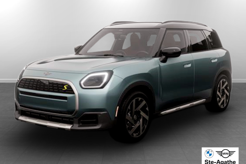2027 MINI Countryman - Image 1
