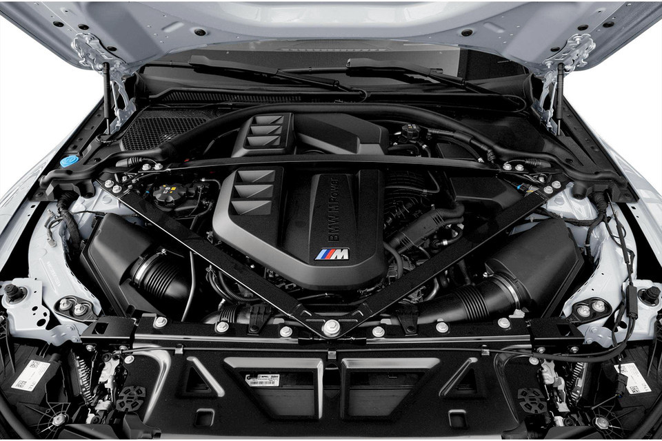 2027 BMW M4 - Image 7