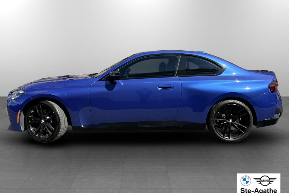 2023 BMW 230i xDrive - Image 2