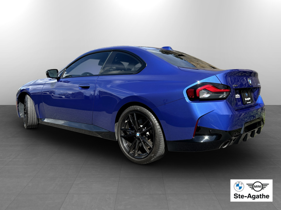 2023 BMW 230i xDrive - Image 3