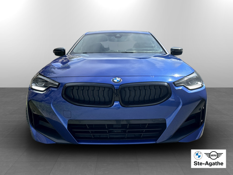 2023 BMW 230i xDrive - Image 4