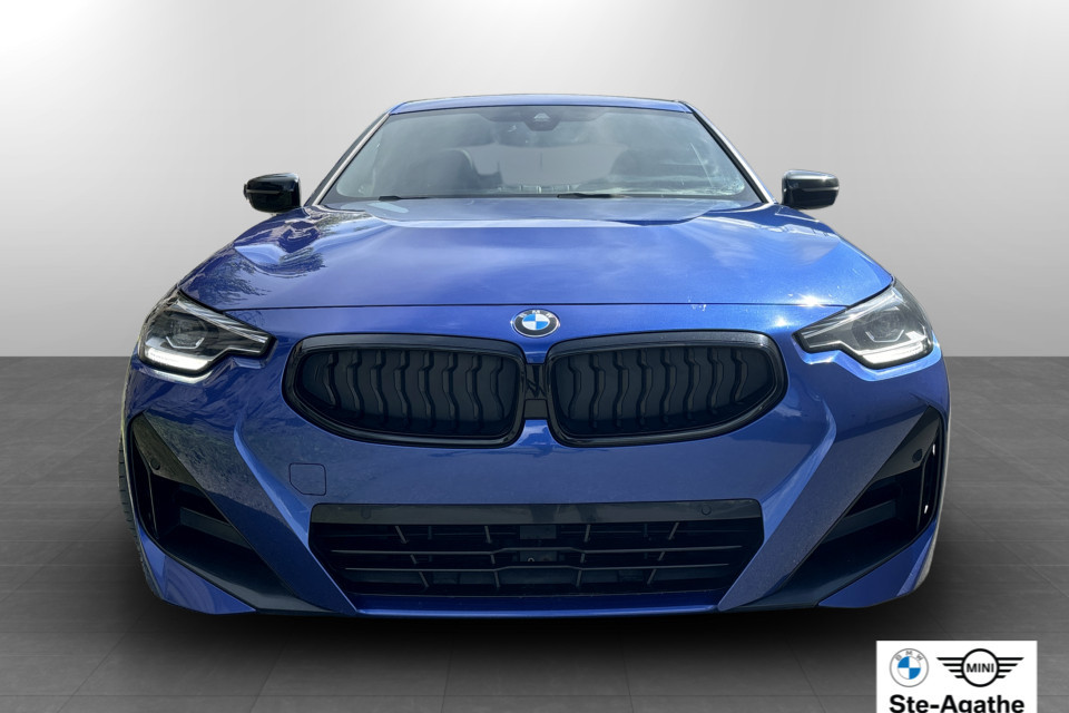 2023 BMW 230i xDrive - Image 4