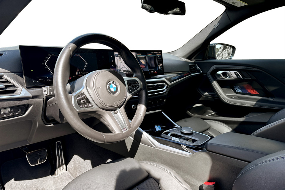2023 BMW 230i xDrive - Image 11
