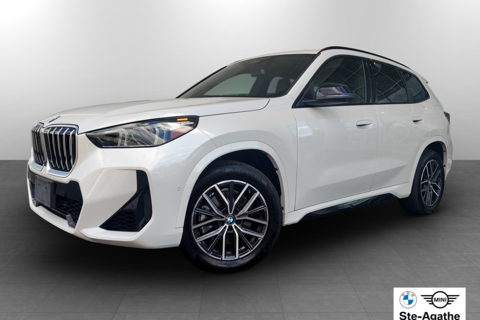 2025 BMW X1 - Image 1