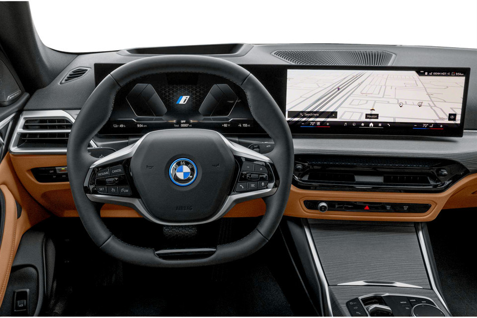 2026 BMW i4 - Image 4