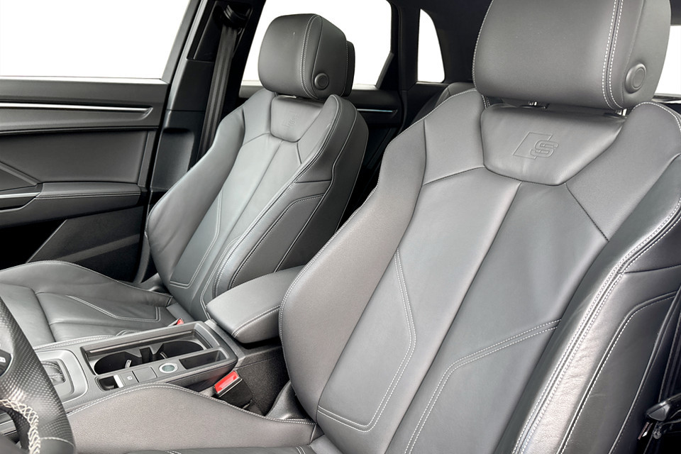 2023 Audi Q3 - Image 7