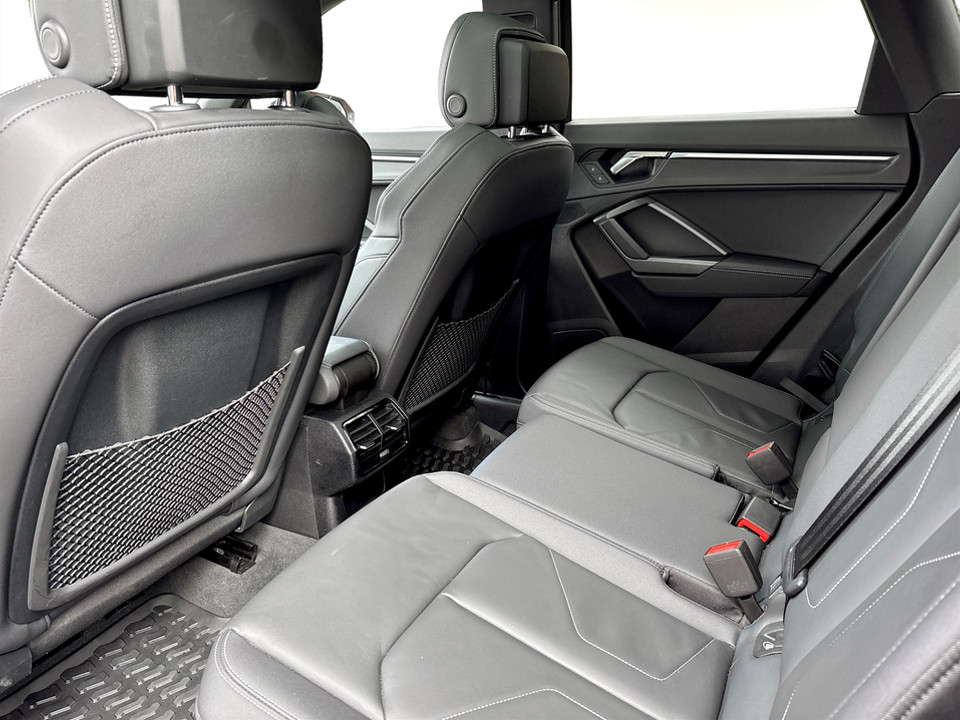 2023 Audi Q3 - Image 12