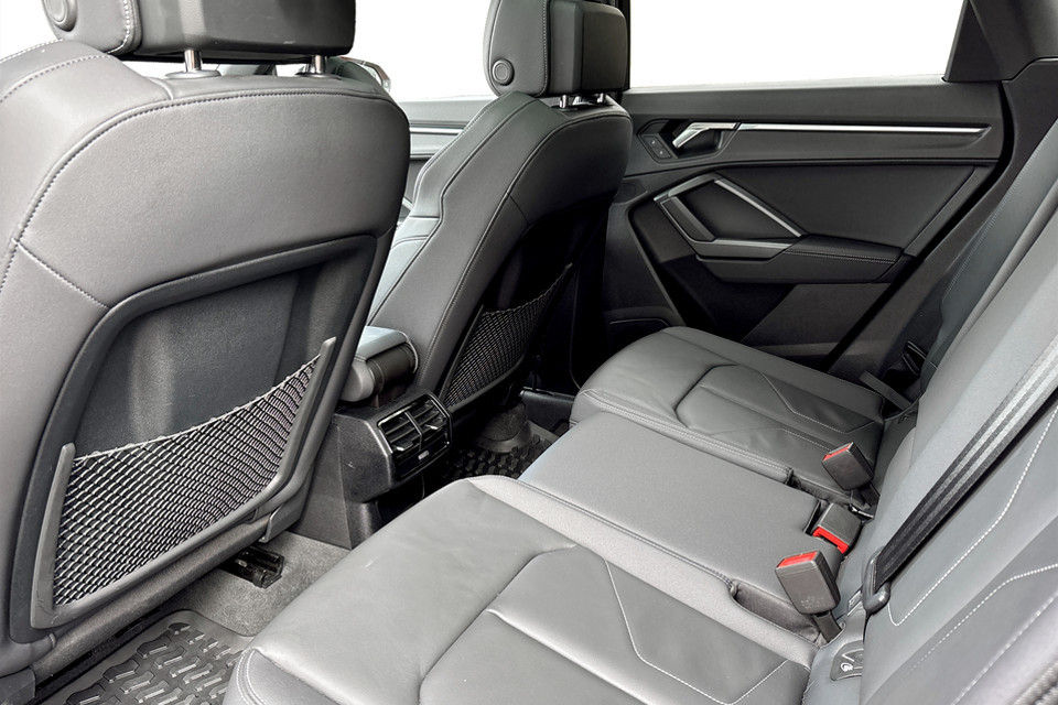 2023 Audi Q3 - Image 12