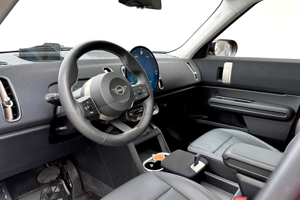 2025 Mini Countryman - Image 11