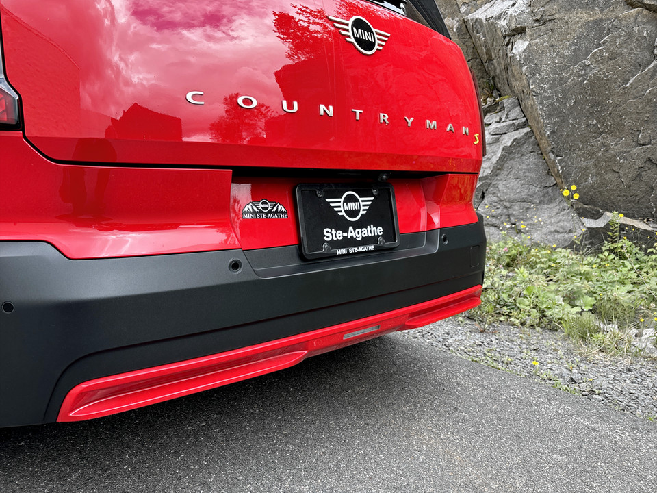 2025 Mini Countryman - Image 14