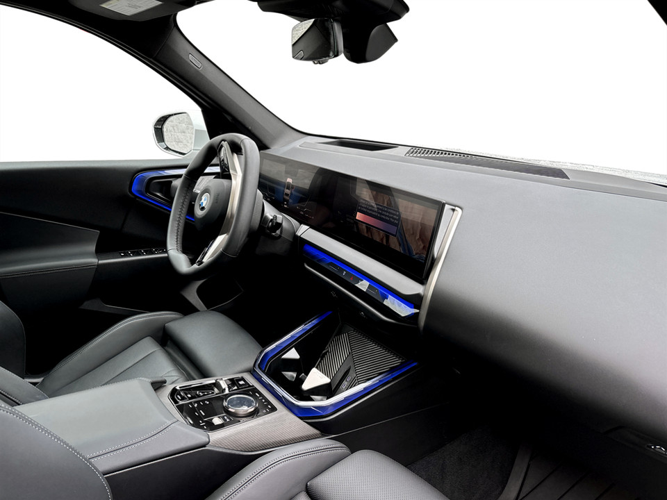 2025 BMW X3 - Image 6