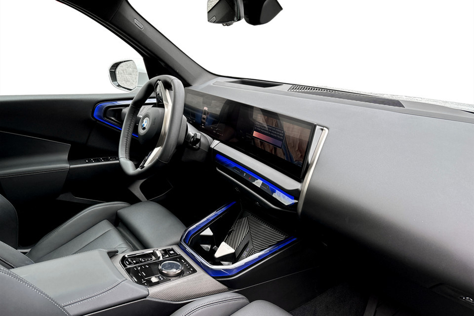 2025 BMW X3 - Image 6
