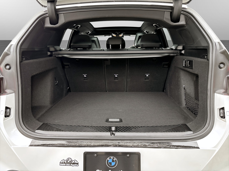 2025 BMW X3 - Image 13