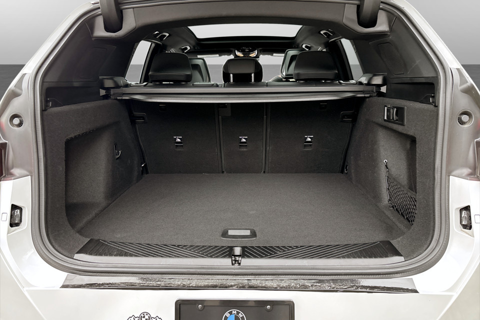 2025 BMW X3 - Image 13