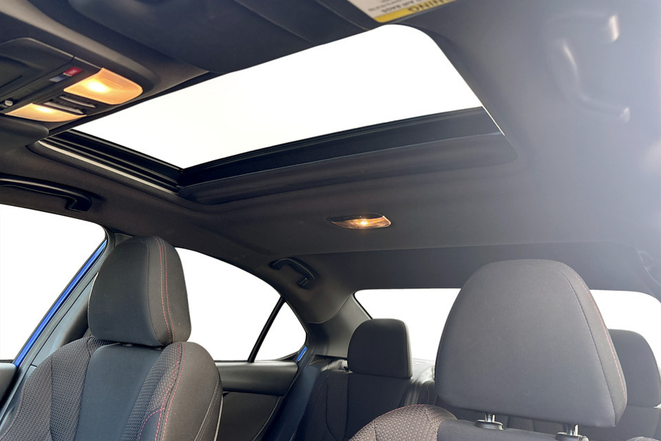 2022 Subaru WRX - Image 8