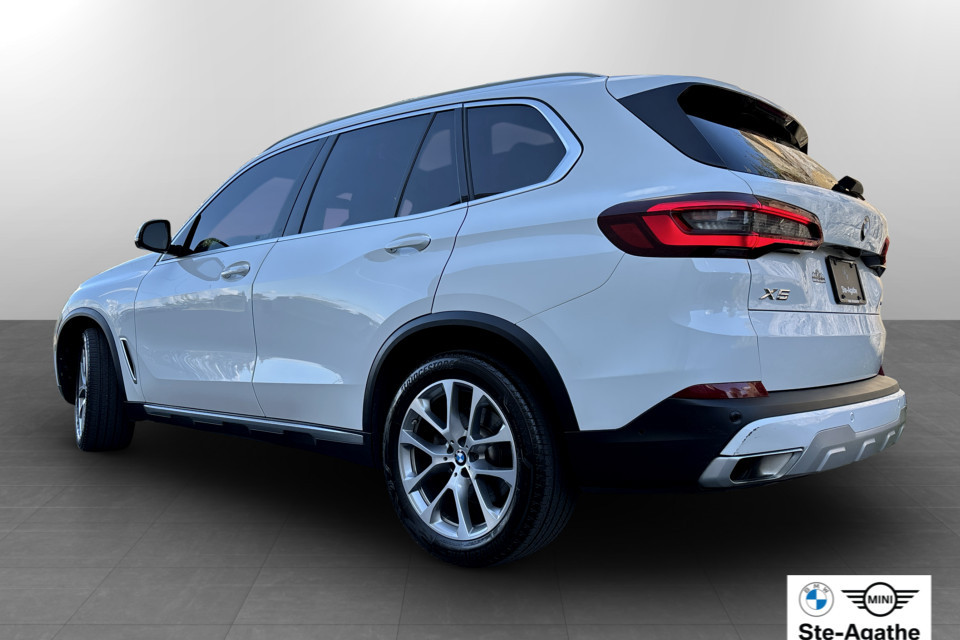 2023 BMW X5 - Image 3