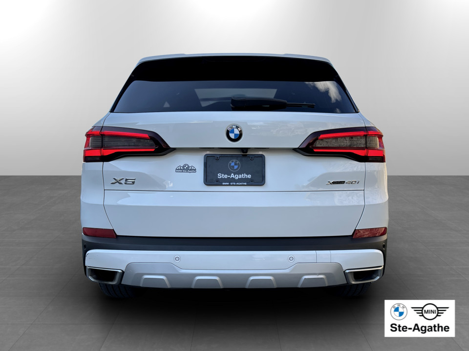 2023 BMW X5 - Image 5