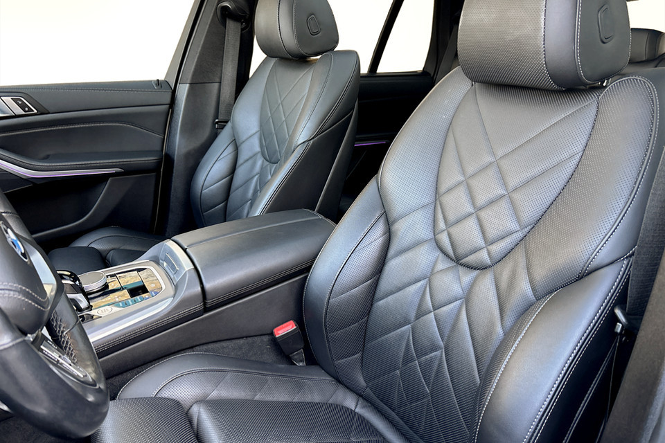 2023 BMW X5 - Image 7