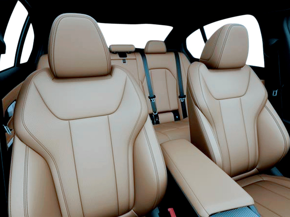 2026 BMW 3 Series - Image 11