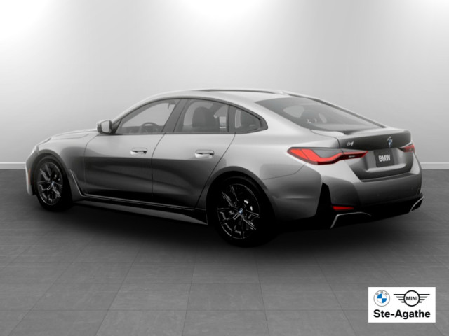 2026 BMW i4