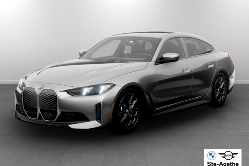 2026 BMW i4 - Image 2