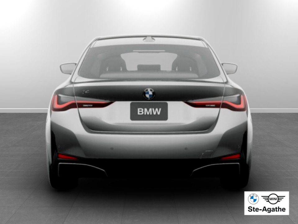 2026 BMW i4 - Image 5