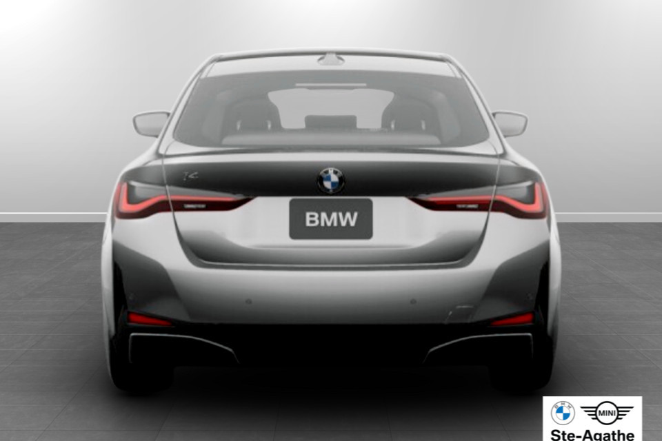 2026 BMW i4 - Image 5