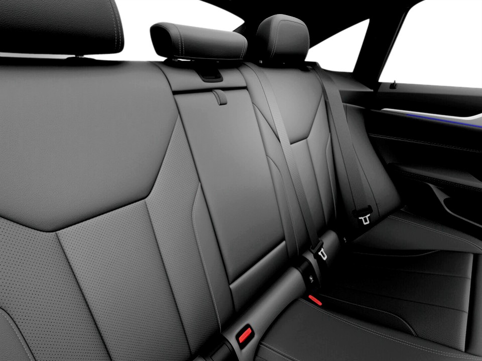 2026 BMW i4 - Image 12