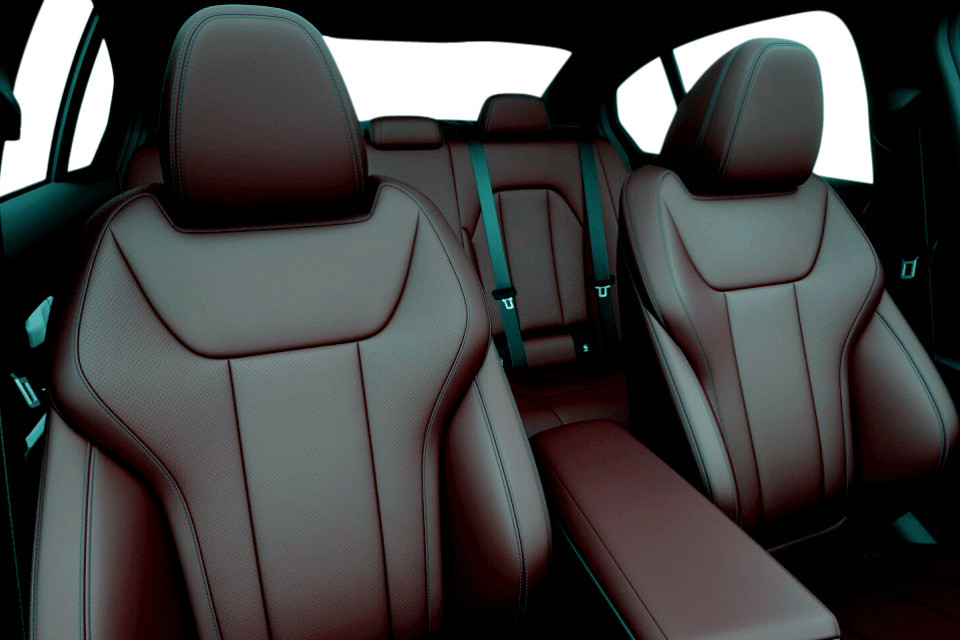 2026 BMW 3 Series - Image 11