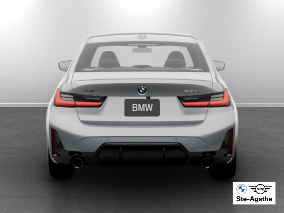 2026 BMW 3 Series - Image 5