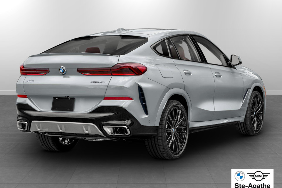 2027 BMW X6 - Image 2