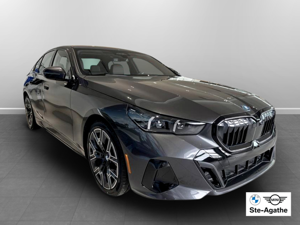 2026 BMW 5 Series - Image 10