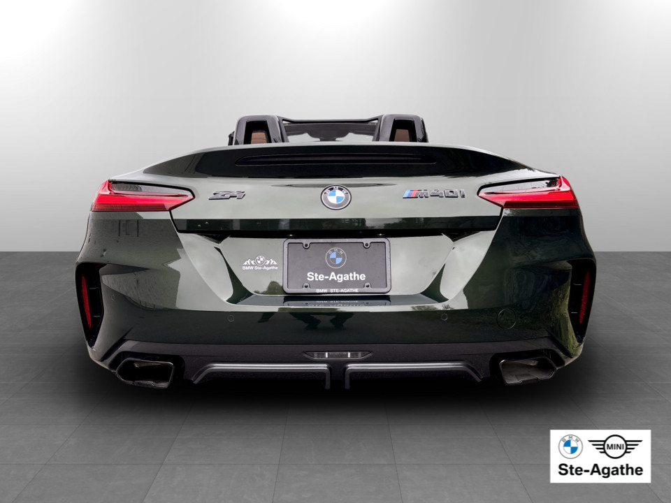 2025 BMW Z4 - Image 5