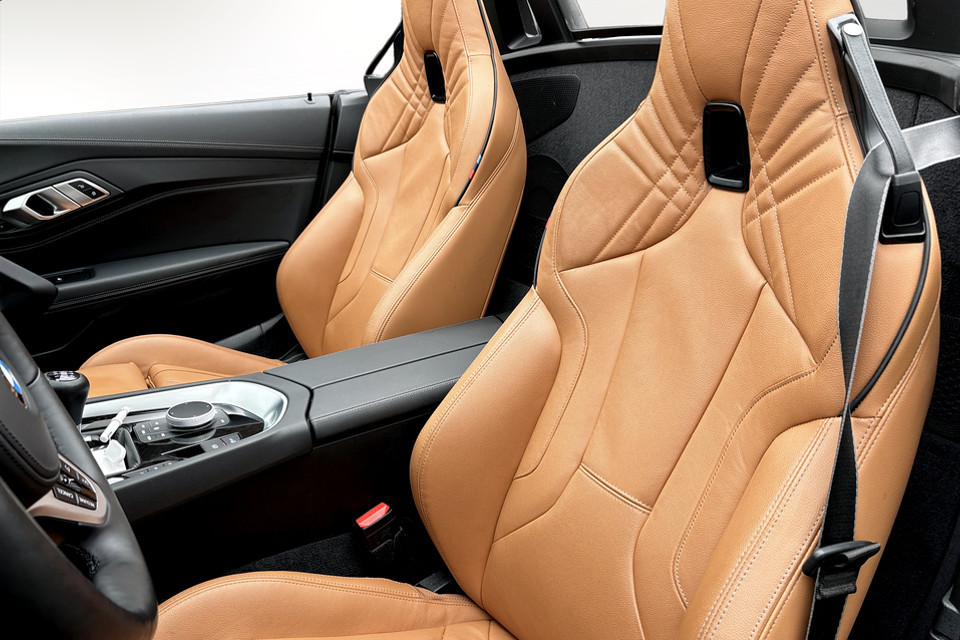 2025 BMW Z4 - Image 7