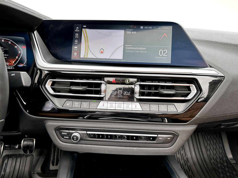 2025 BMW Z4 - Image 9