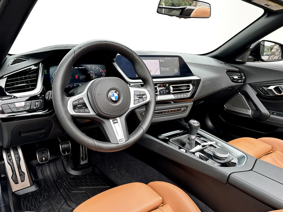 2025 BMW Z4 - Image 11