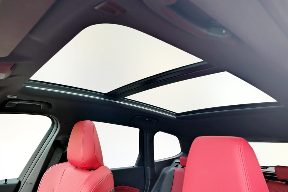 2023 BMW X1 - Image 6