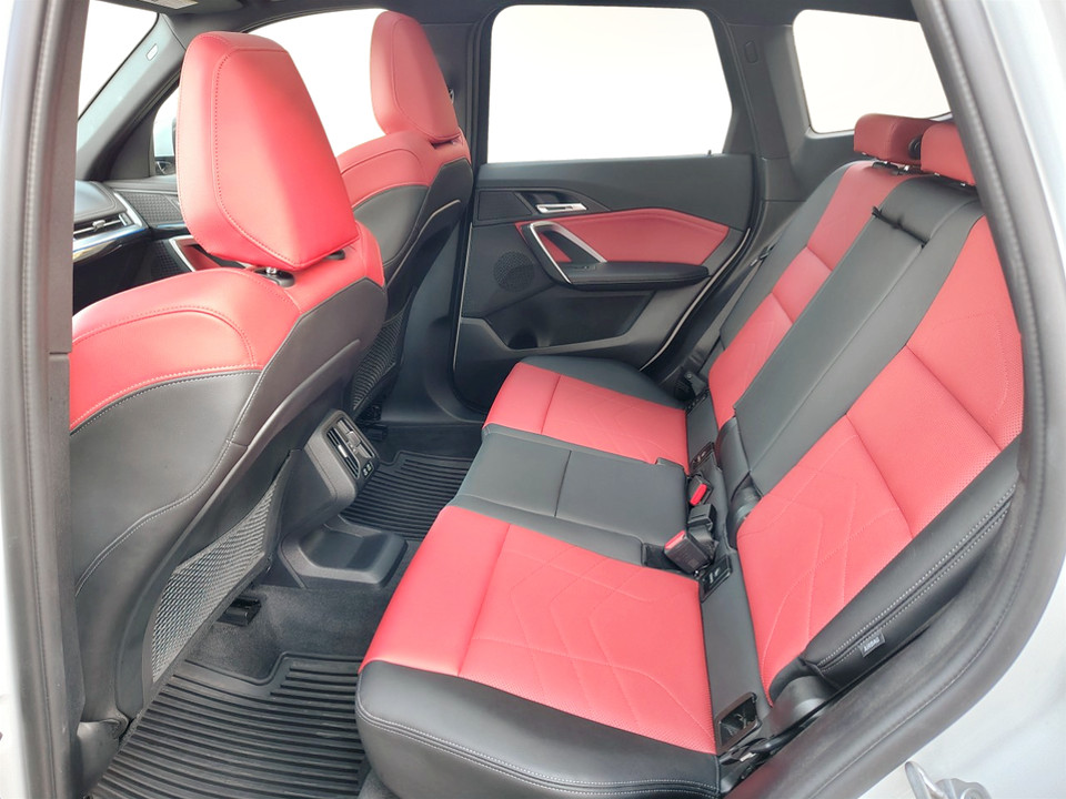 2023 BMW X1 - Image 8