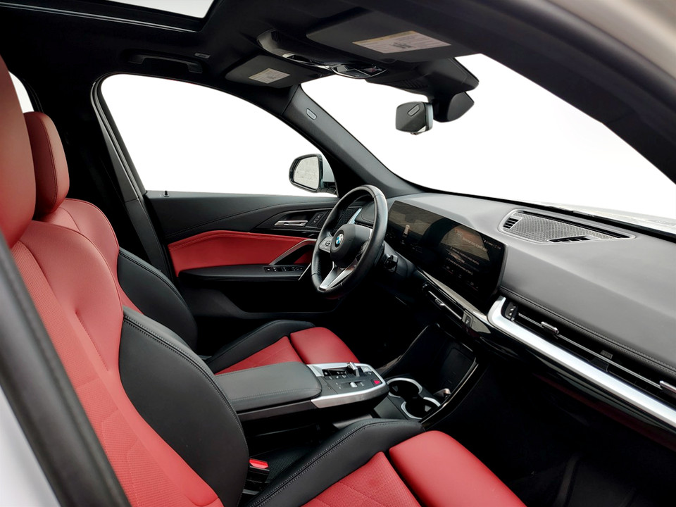 2023 BMW X1 - Image 12