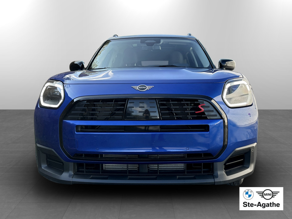 2025 Mini Cooper Countryman - Image 4