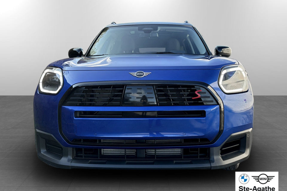2025 Mini Cooper Countryman - Image 4