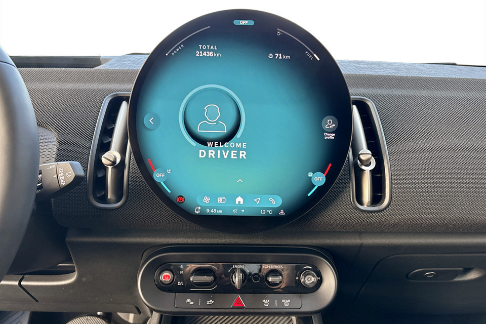 2025 Mini Cooper Countryman - Image 9