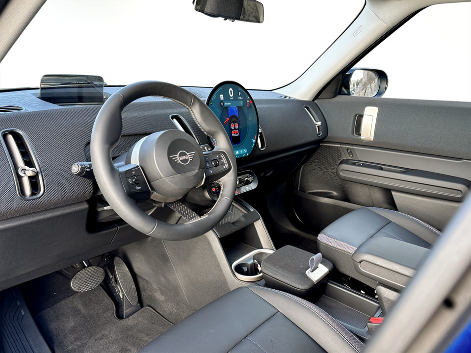 2025 Mini Cooper Countryman - Image 11