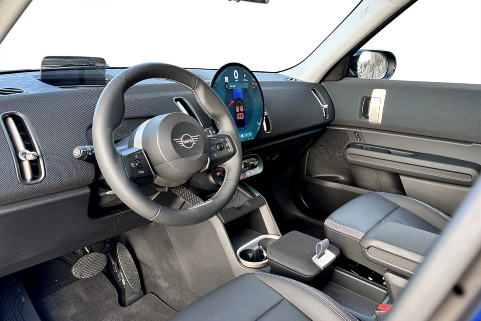 2025 Mini Cooper Countryman - Image 11