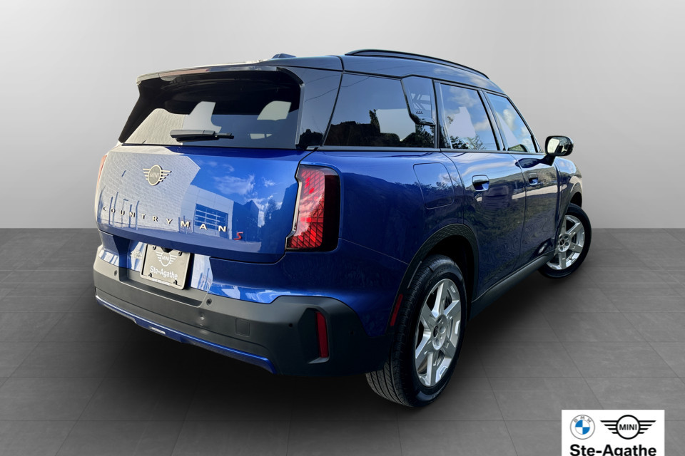 2025 Mini Cooper Countryman - Image 15