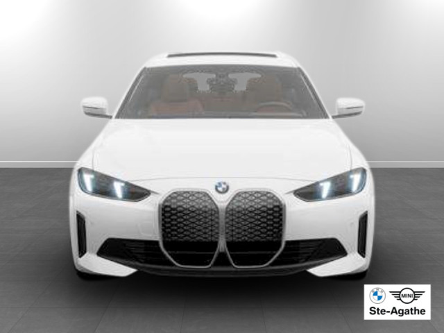 2026 BMW i4 — 3