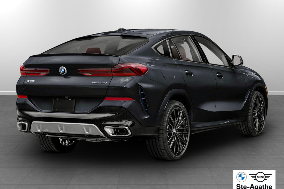 2027 BMW X6 - Image 2
