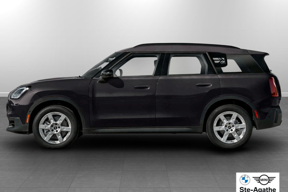 2027 MINI Countryman - Image 3