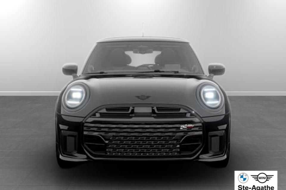 2026 MINI 3 Door - Image 3