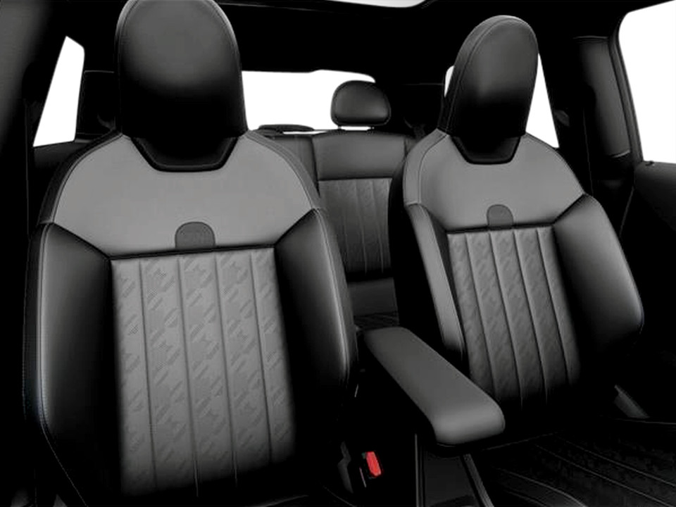 2026 MINI 3 Door - Image 11